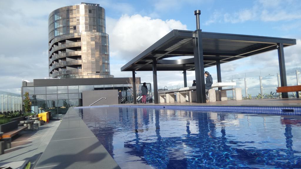 Whitehorse Towers Self Service Holiday Apartment Box Hill Exterior photo